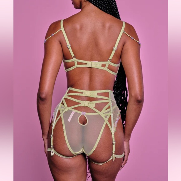 NWOT Flora Panty + Garter in Green - Picture 15 of 16